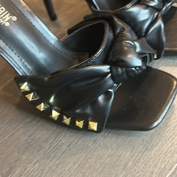 Cape Robbin Darian Slip On Black Open Toe High Heel Clogs with Gold Studs NEW - Picture 14 of 17